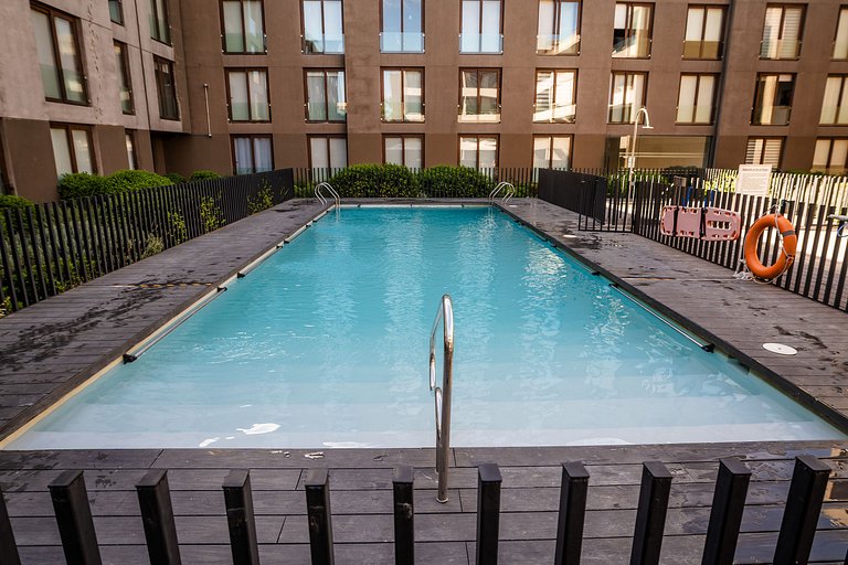 Sleek Santiago Studio | AC, Pool & 24/7 Security