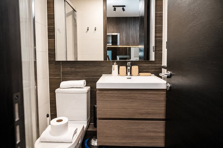 Cozy Yungay Studio with Pool & Gym