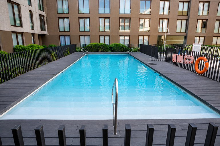 Cozy Yungay Studio with Pool & Gym