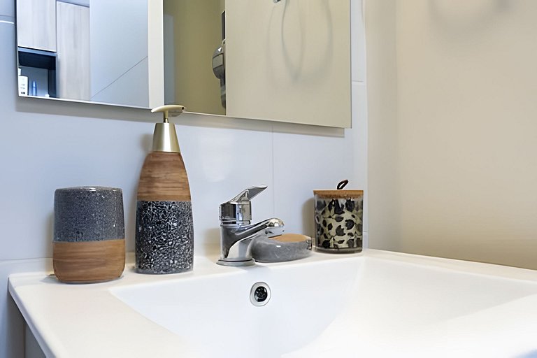 Modern Stay in Ñuñoa w/ AC