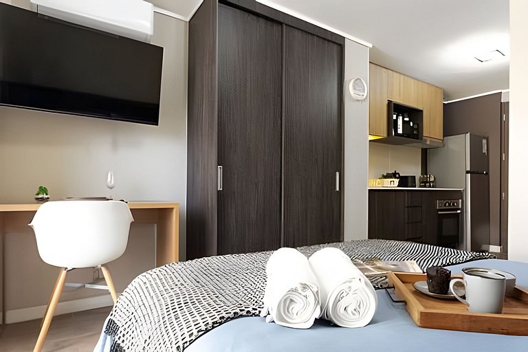 Modern Stay in Ñuñoa w/ AC