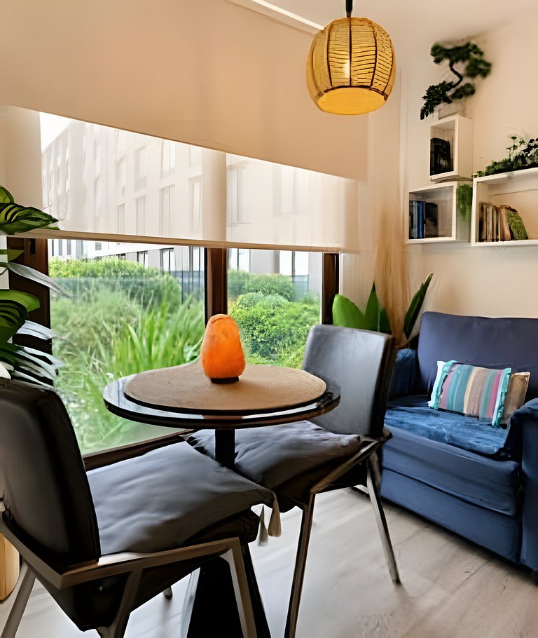 Stylish Studio w/ Gym, Pool & Cowork
