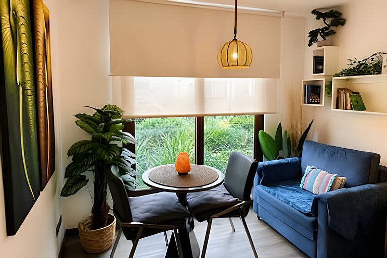 Stylish Studio w/ Gym, Pool & Cowork