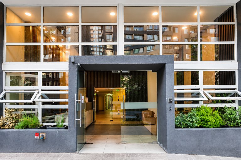 Stylish Apartment Near Metro