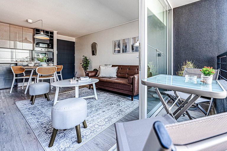 Stylish Apartment Near Metro