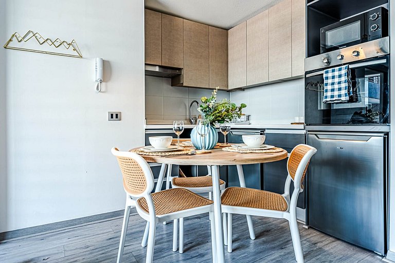 Stylish Apartment Near Metro