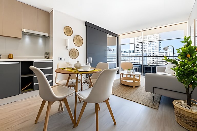 Modern Apt Near Metro & Attractions