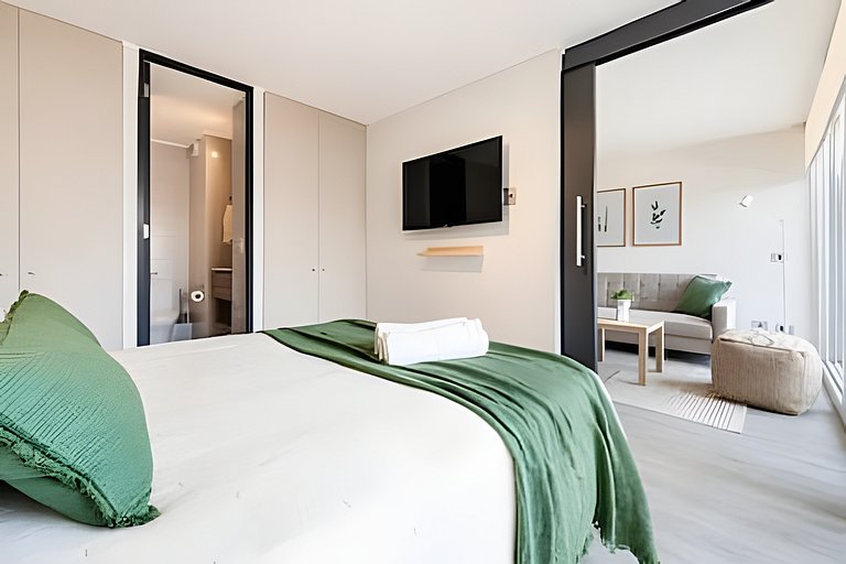 Central Santiago Stay + Parking