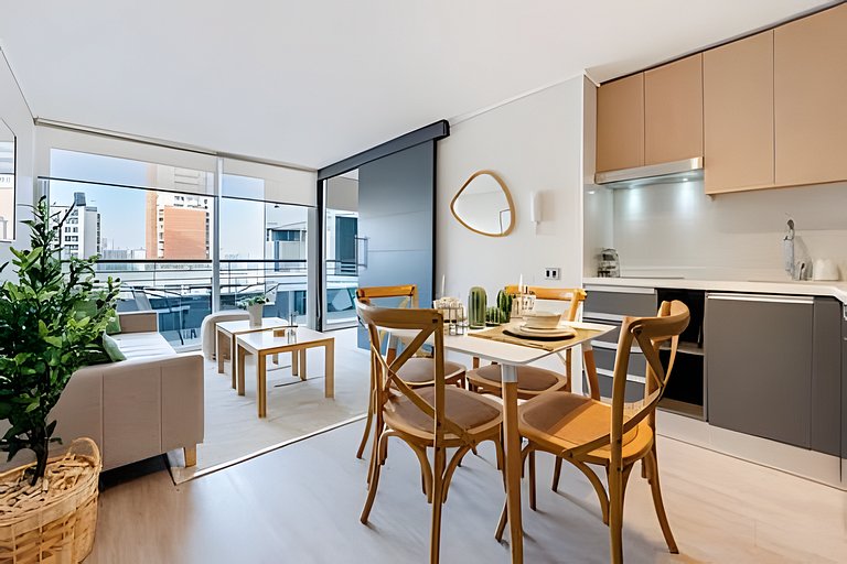 Central Santiago Stay + Parking