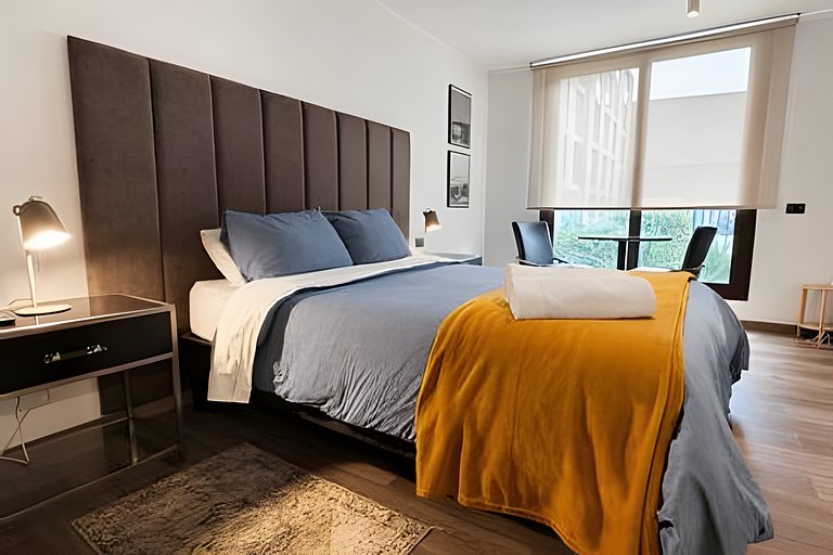 Premium Studio | Pool, Gym & Comfort
