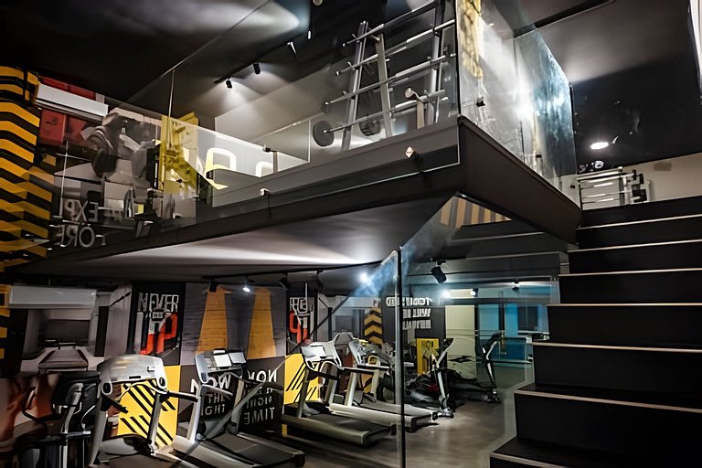Premium Studio | Pool, Gym & Comfort