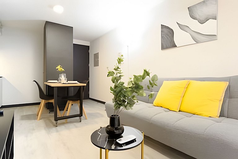 Cozy 1BR Near Downtown | A/C & WiFi
