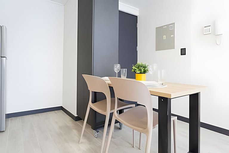 Modern 1BR | A/C | Near Metro & Quinta Normal