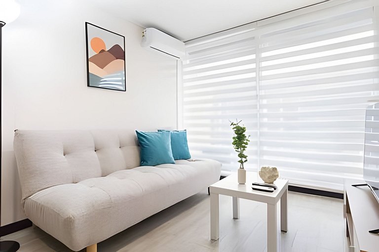 Modern 1BR | A/C | Near Metro & Quinta Normal
