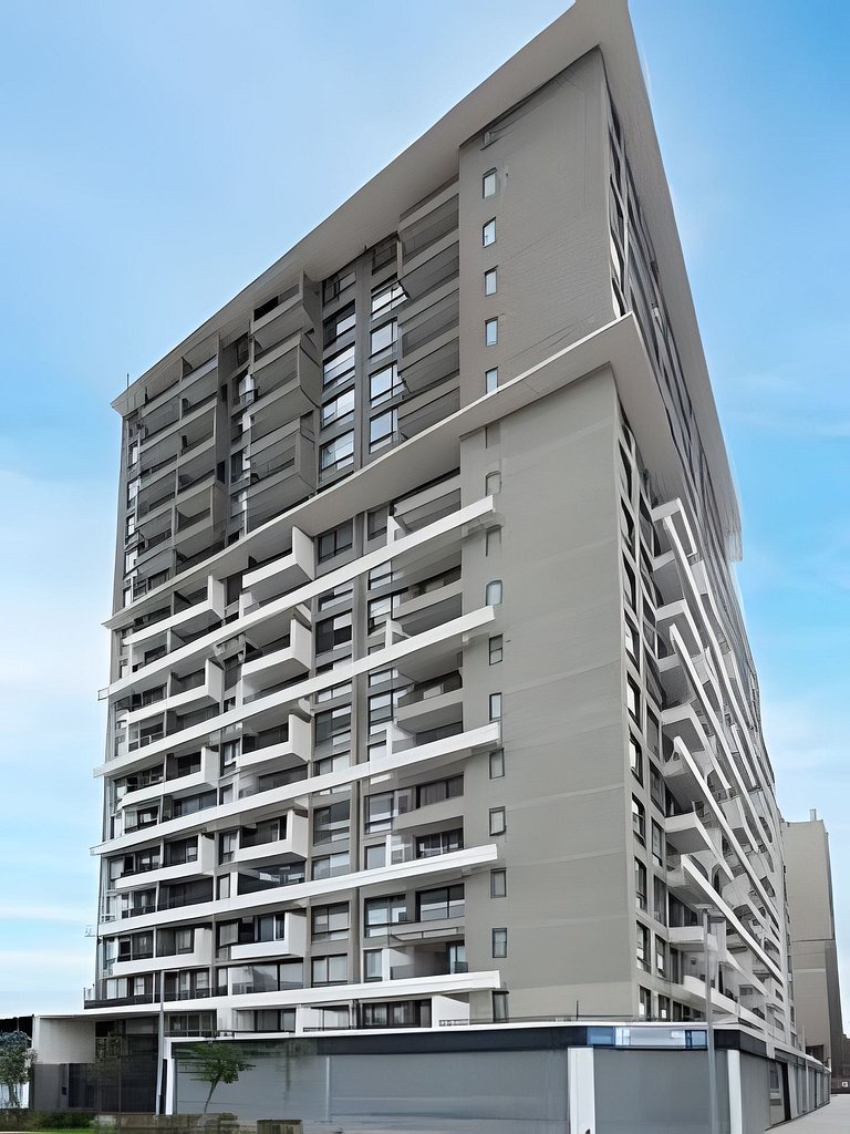 Stylish 1BR | Metro Franklin & City View