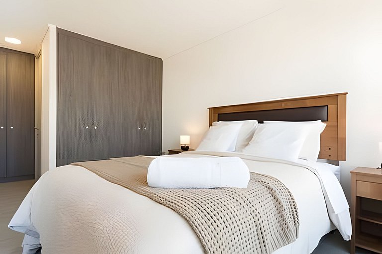 Santiago Centro | Pool, Laundry & 1BR