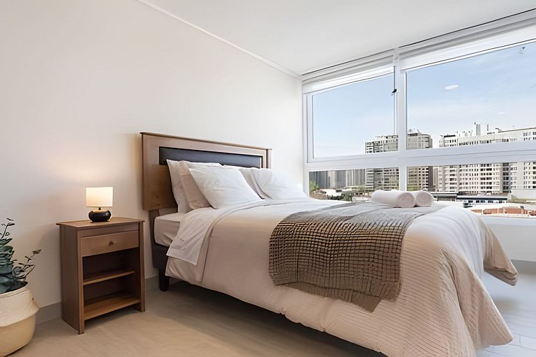 Santiago Centro | Pool, Laundry & 1BR